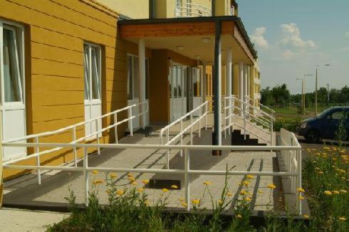 Karoly Robert Diakhotel Gyöngyös Zewnętrze zdjęcie